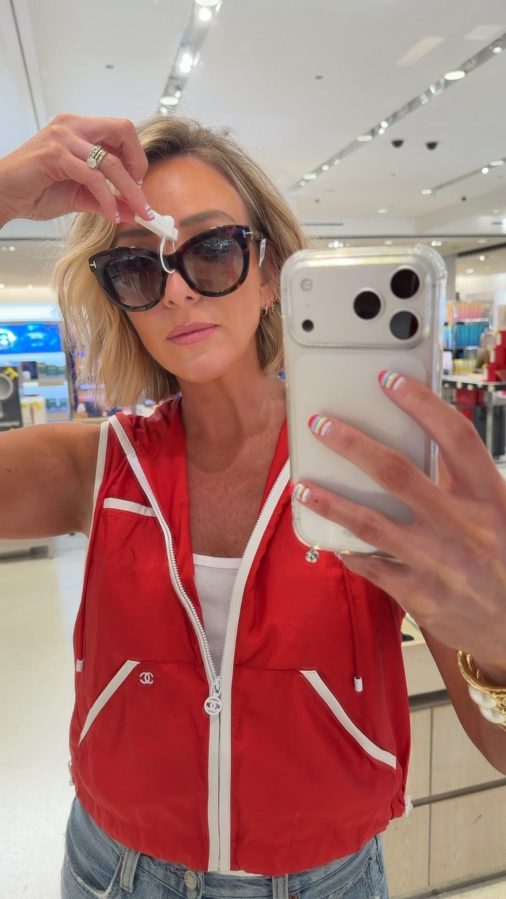 The BEST designer sunglasses in the #nsale! I tried them all .. the tom ford ones at the end were my favorite 🕶️