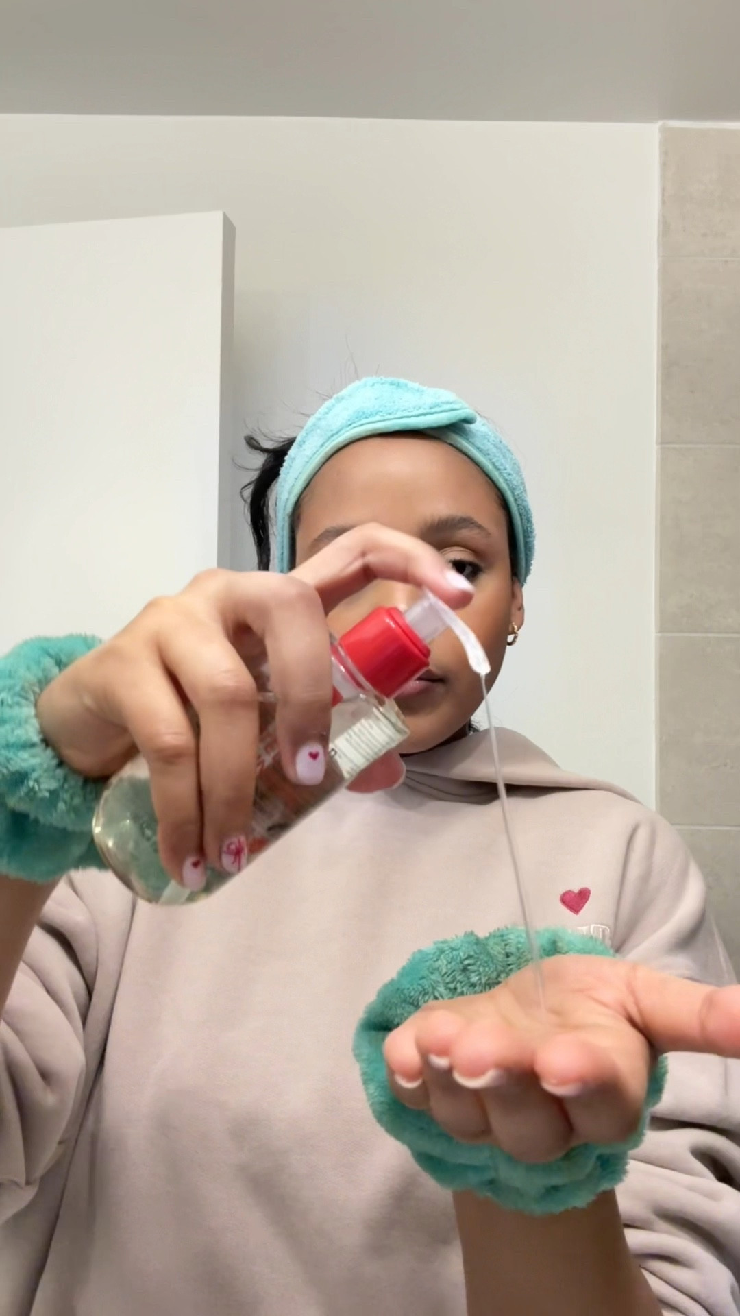 nighttime skincare routine 

#LTKBeauty #LTKFindsUnder50 #LTKHoliday