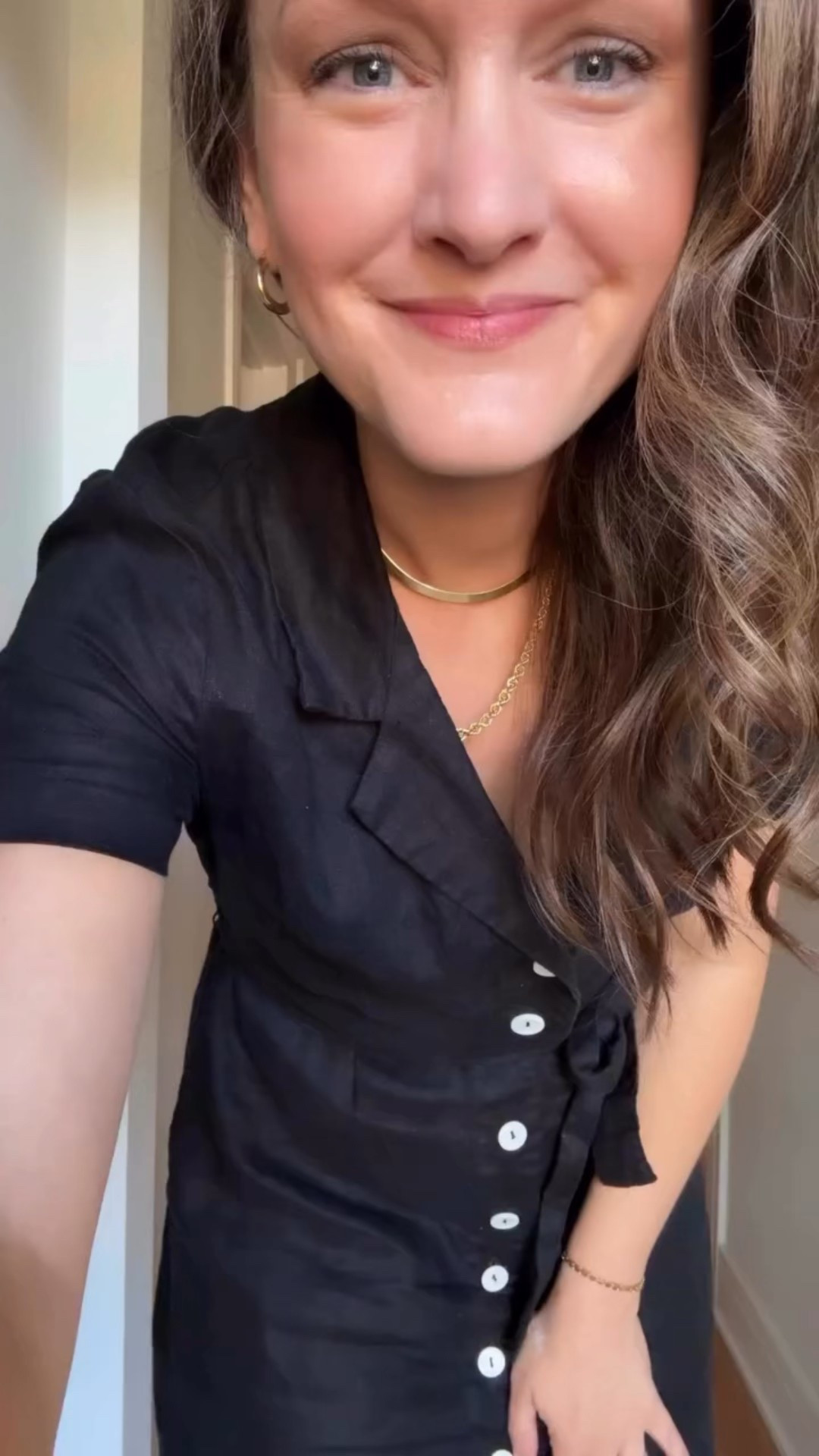 My week as a romcom: Ashley’s week in Chicago could’ve been lifted straight from a romcom montage—equal parts hustle, sparkle, and heart. Monday started grounded, catching up on blog work and a mountain of emails that had stacked up over the weekend. Tuesday brought a little extra shine: a Zoom call with the Nic + Juniors team to fine-tune Chicago Literary Salon plans, a physical therapy session to keep her ankle in check, and then a dreamy evening cruising the Chicago River and Lake Michigan on a sunset boat tour with the Friend of a Mom Book group—laughter, city lights, and a breeze that felt like freedom. By Wednesday, Eric was finally back from his work trip, and Ashley balanced the practical and the indulgent: tackling her to-do list between a massage, a call with a potential sponsor, and an ankle ultrasound (because even romcom leads need doctor’s orders). Thursday was less glamorous, spent mostly in front of her computer, broken up only by another PT session. But Friday ended on a high: a lunch meeting with an author to brainstorm ways to make the Chicago Literary Salon truly magical, followed by Miles’ fresh new haircut—proof that even the busiest weeks can tie up with a perfectly heartwarming bow.

#LTKWorkwear #LTKActive #LTKStyleTip