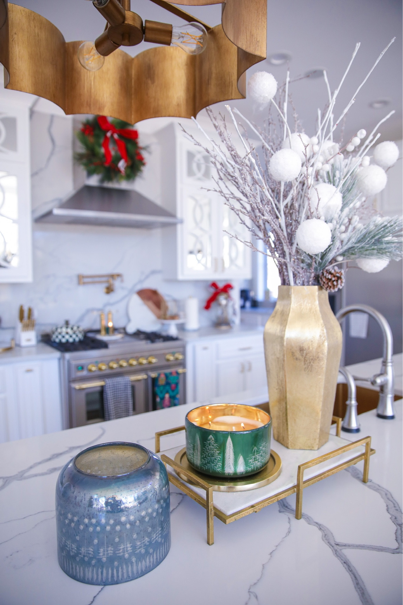 Holiday Decor, Christmas Decor, Emily Gemma Home, Home Decor, Emily Ann Gemma, Christmas candle, Holiday candle, marble tray 

#LTKHoliday #LTKSeasonal