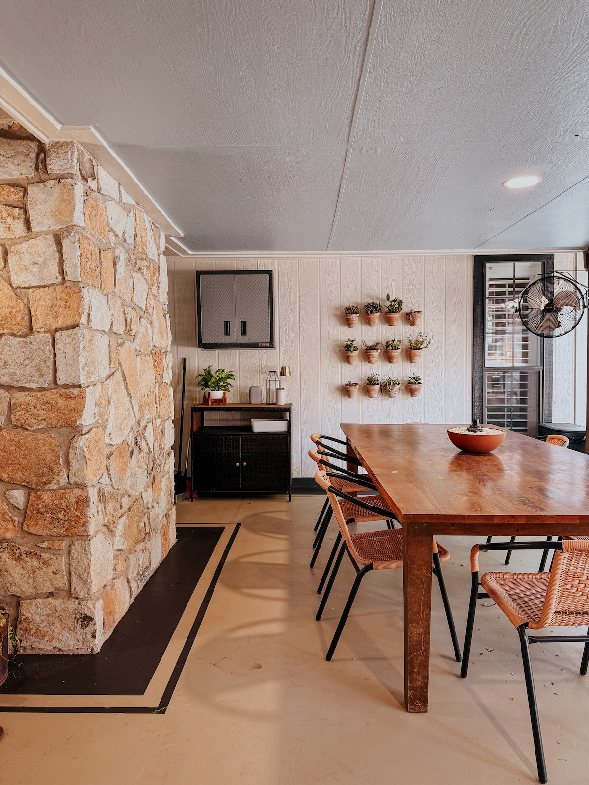 2026 HOME TOUR | PATIO DINING AREA

My favorite place to dine alfresco!  

 #LTKHome
