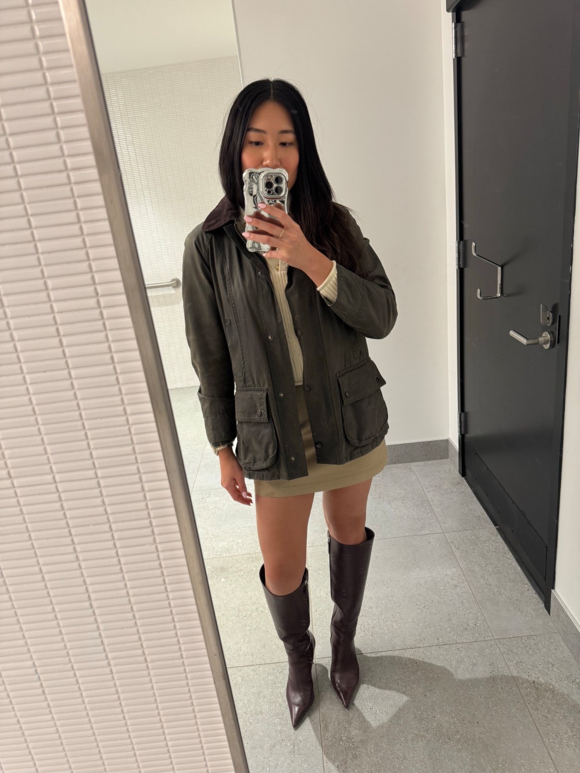 Barbour jacket: size 6
Citizens of humanity skirt: size 25
Schutz boots: size 8 

 #LTKdayinmylife #LTKootd #LTKSeasonal