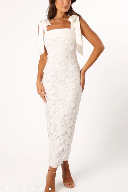 White dresses under $100!

Bridal dress // bridal outfit // 

#LTKFindsUnder100 #LTKWedding #LTKFindsUnder50