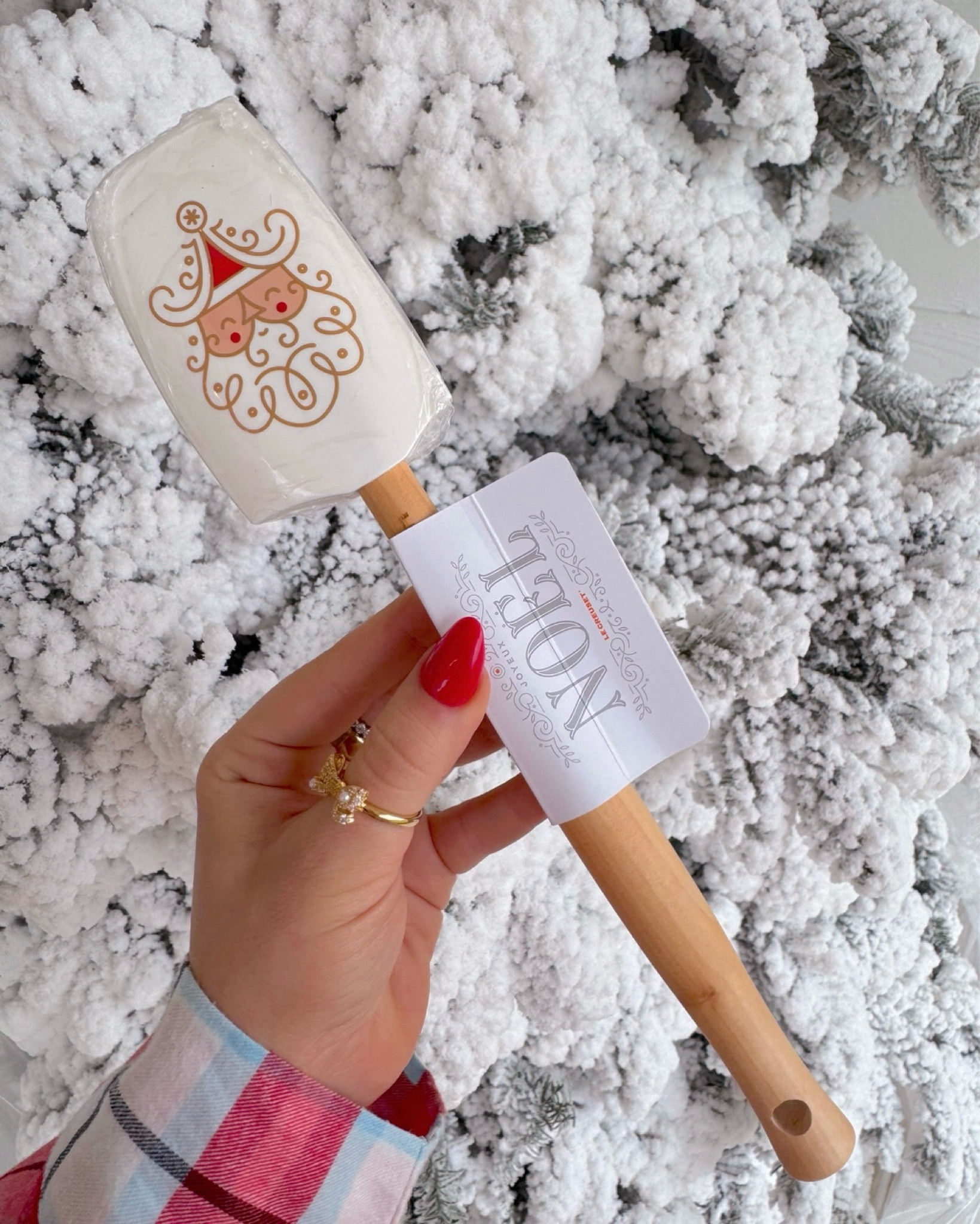 Amazon last minute gift idea 🎁 Fast 2 day shipping! Le Creuset Spatula would make a great hostess gift

Le Creuset, hostess gift, stocking stuffers, Last minute gifts, gift ideas, amazon, Amazon gifts, Amazon gift ideas, Madison Payne 

#LTKHoliday #LTKSeasonal #LTKGiftGuide