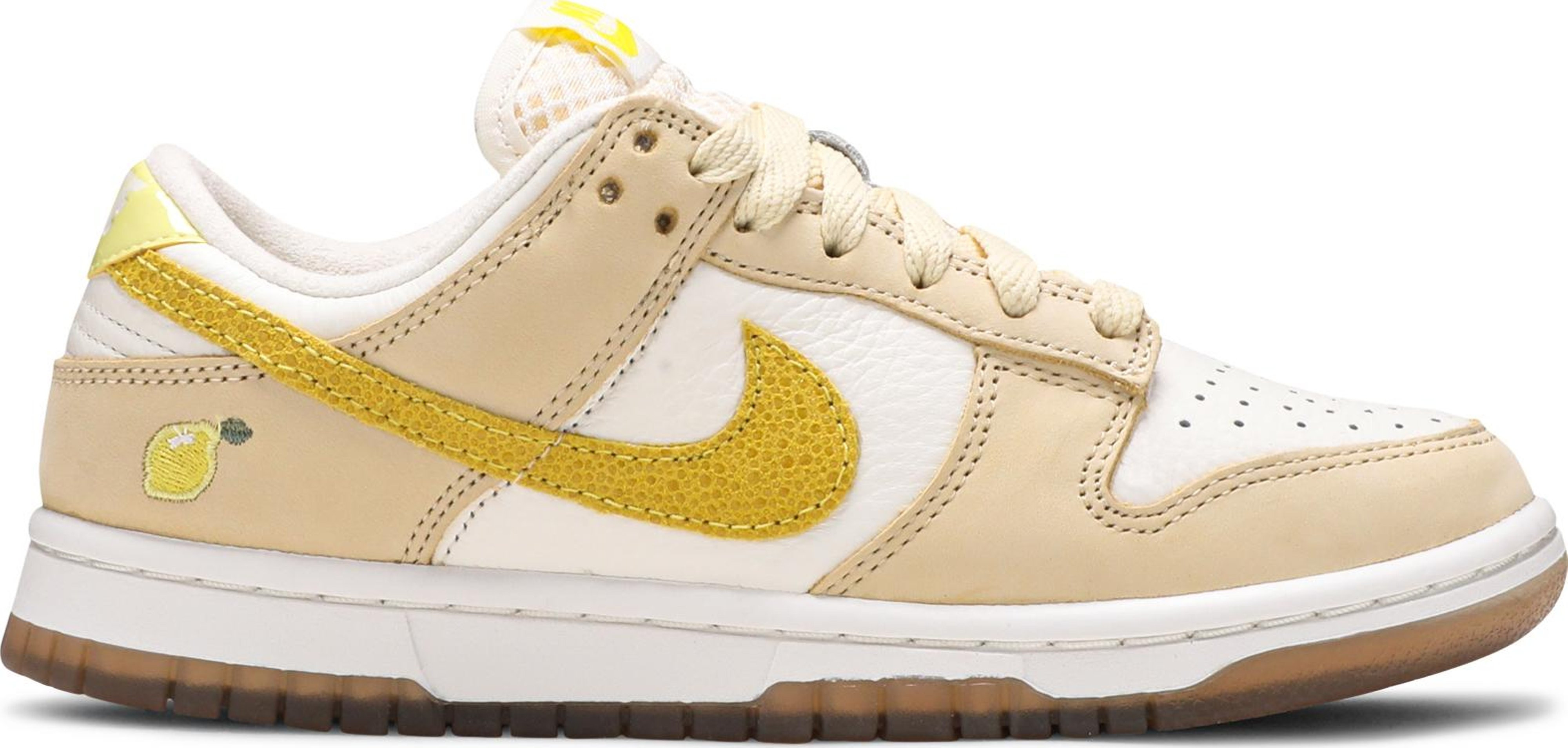 Wmns Dunk Low 'Lemon Drop' | GOAT