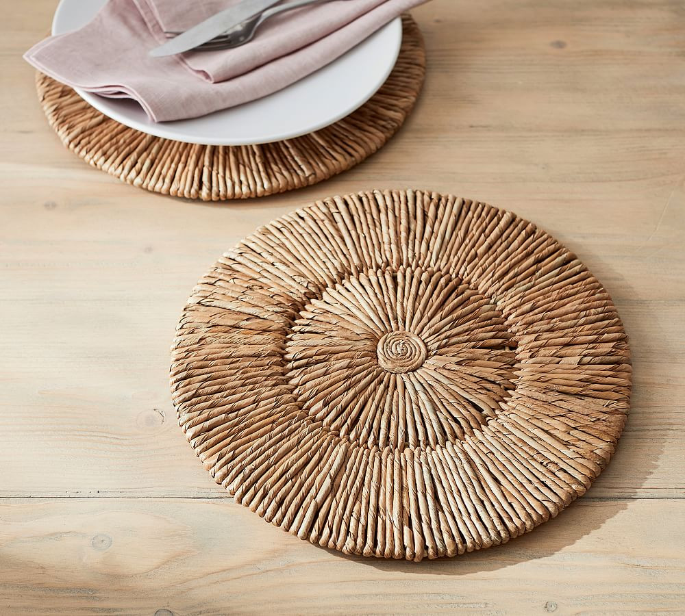 Malibu Handwoven Seagrass Charger Plate | Pottery Barn (US)