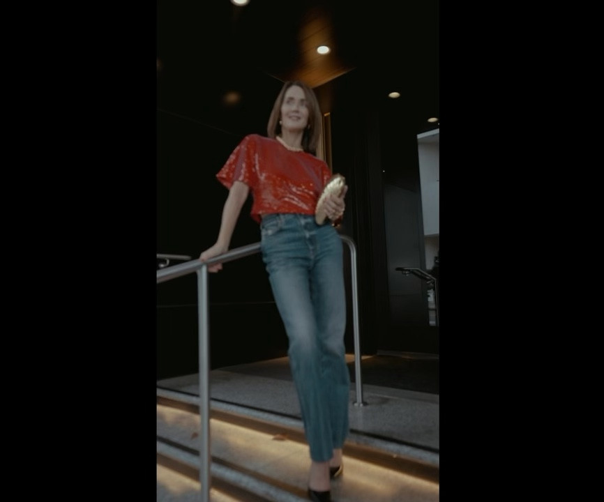 About last night in red….size small slightly cropped…fire engine red!!!! 💥

#LTKHoliday #LTKVideo #LTKover40