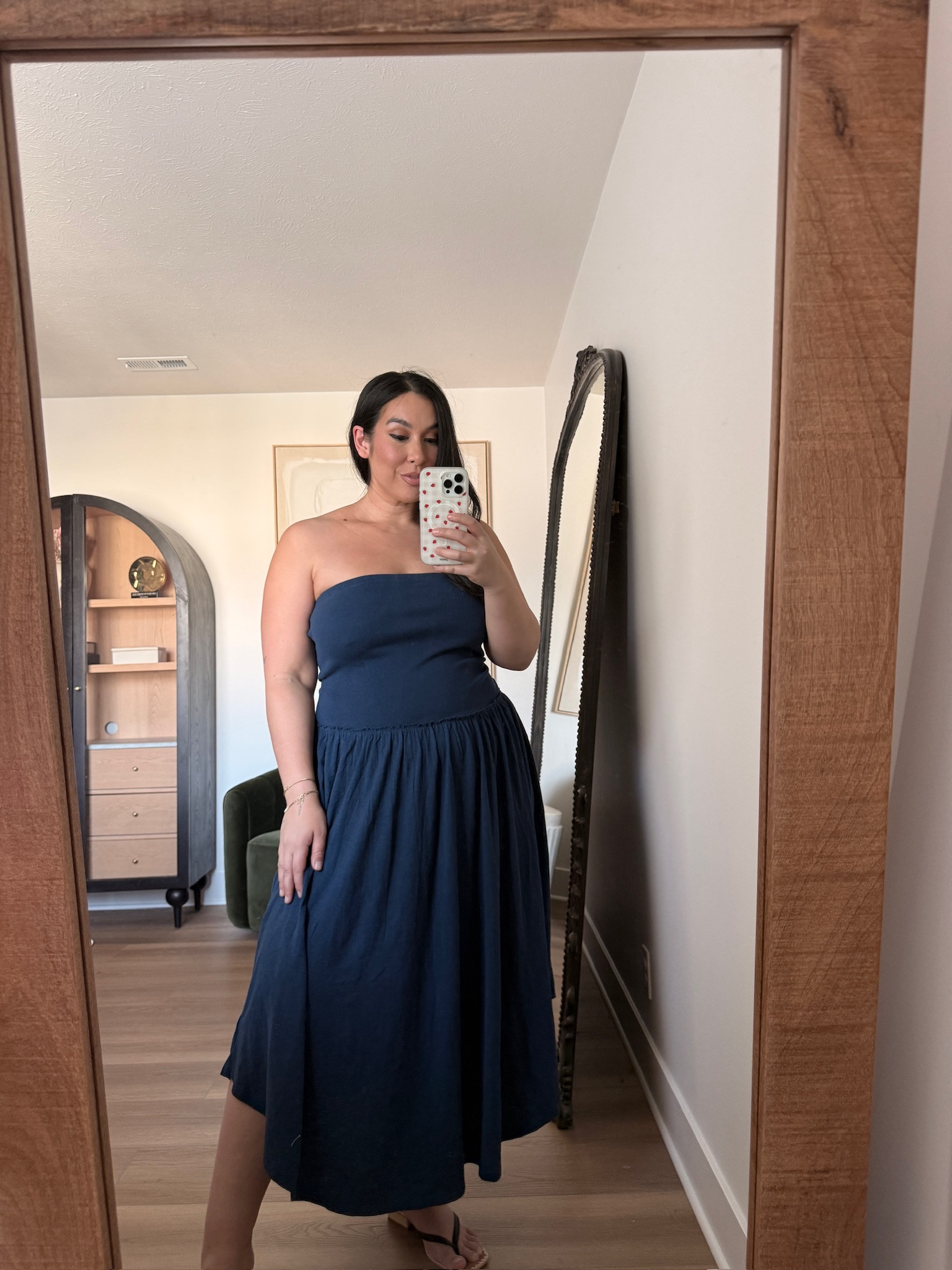 American Eagle midsize spring finds! Comfy, stretchy & lightweight dress! 
-
-
-
Midsize, American Eagle, Spring, Spring OOTD, Jumpsuit, Dress, Shorts, Midsize spring, Midsize dress, Midsize tops, Midsize pants, Aerie, Spring midsize haul, Summer finds @American Eagle Outfitters 

#LTKMidsize #LTKSeasonal #LTKootd