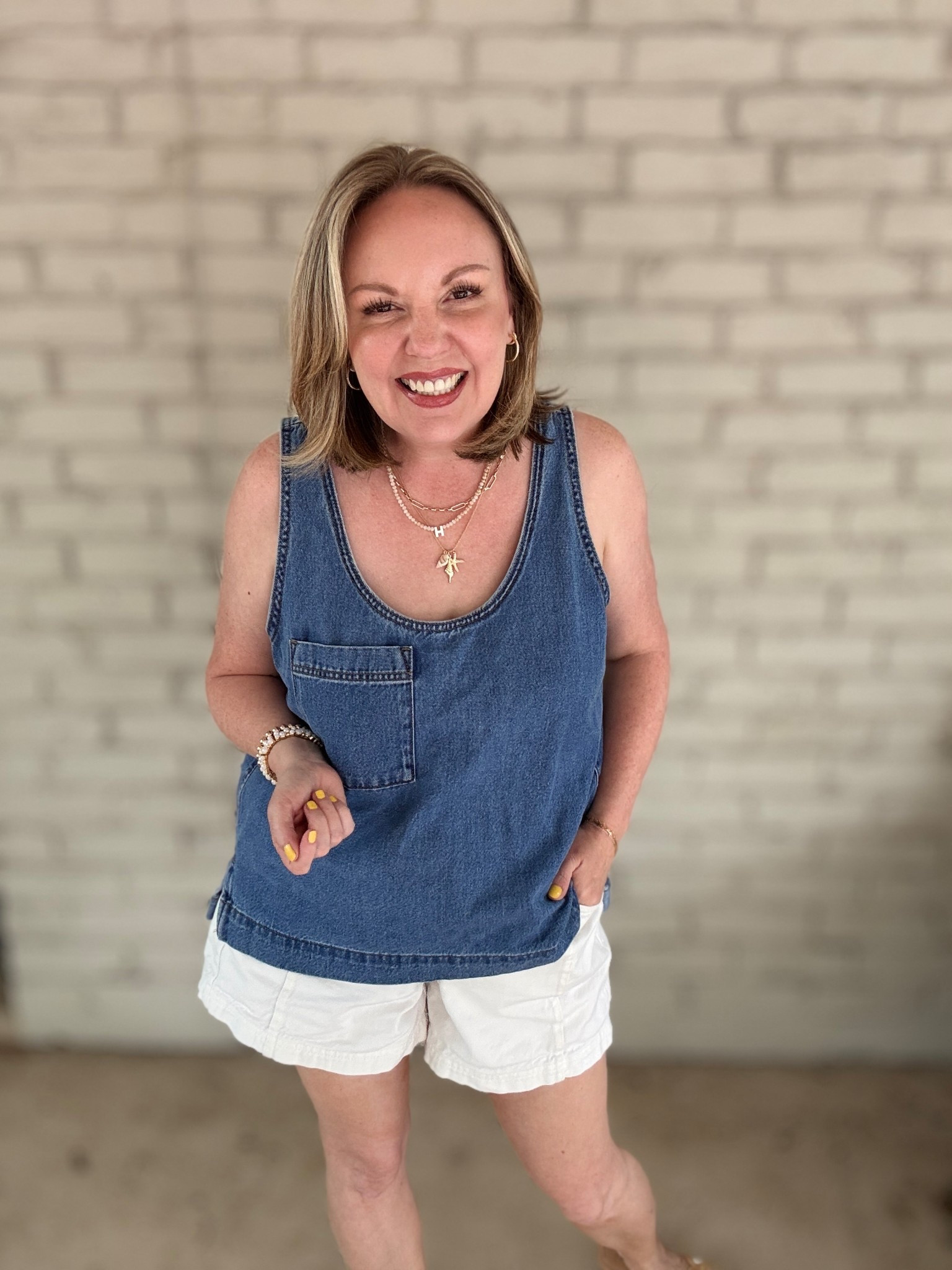 Medium top & bottom

#LTKSeasonal #LTKMidsize #LTKOver40