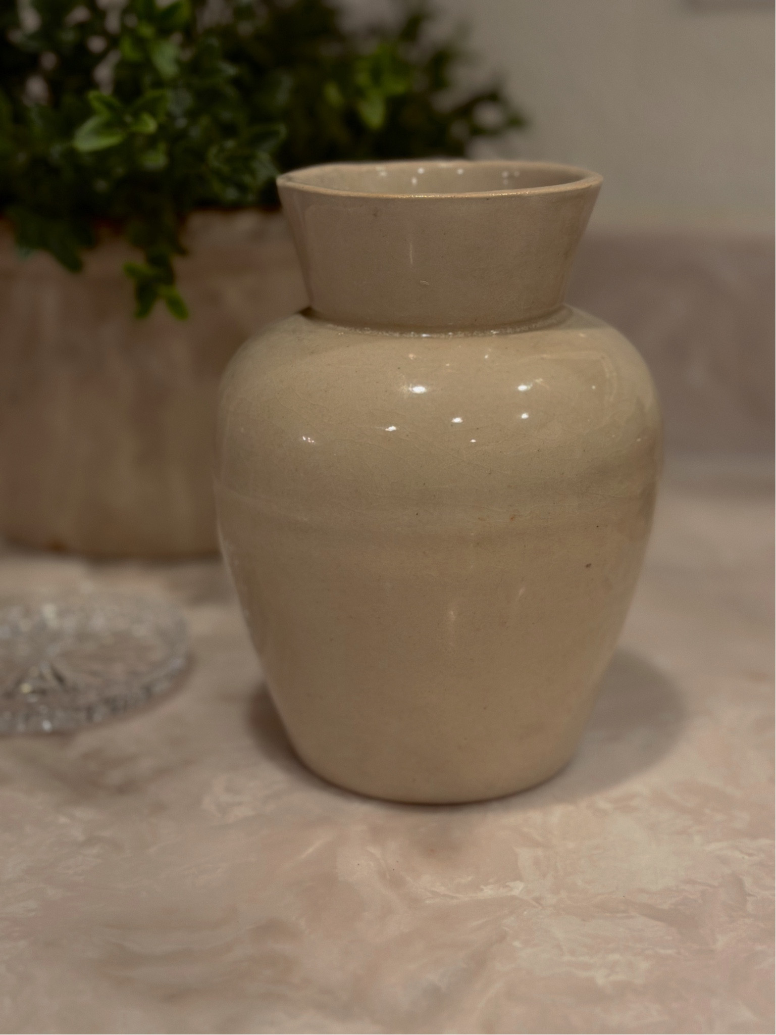 Antique Weyman Copenhagen Snuff Jar Crock. Doesn’t have a lid, but is in such good condition!


Vintage, antique, crock, thrift, thrifted, thrifted home, vintage home

#LTKfindsunder50 #LTKfindsunder100 #LTKhome