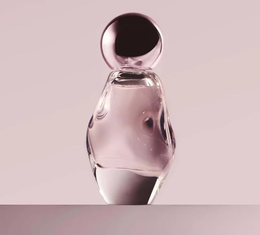 Kylie Cosmetics by Kylie Jenner cosmic eau de parfum 30 ml | ambery floral | Amazon (US)