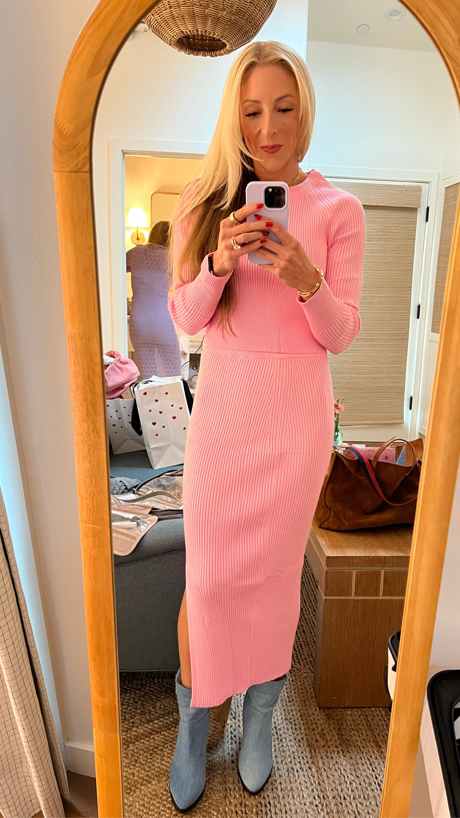 I love 2 piece outfits - the lounge ones and the dress up ones !

These boots - a splurge but I knew the minute I saw them they needed to be mine 💙

#amazonfinds
#pinkskirt
#pinkoutfit