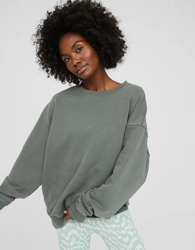 OFFLINE By Aerie Throw-Back Fleece Crew Neck Sweatshirt | American Eagle Outfitters (US & CA)