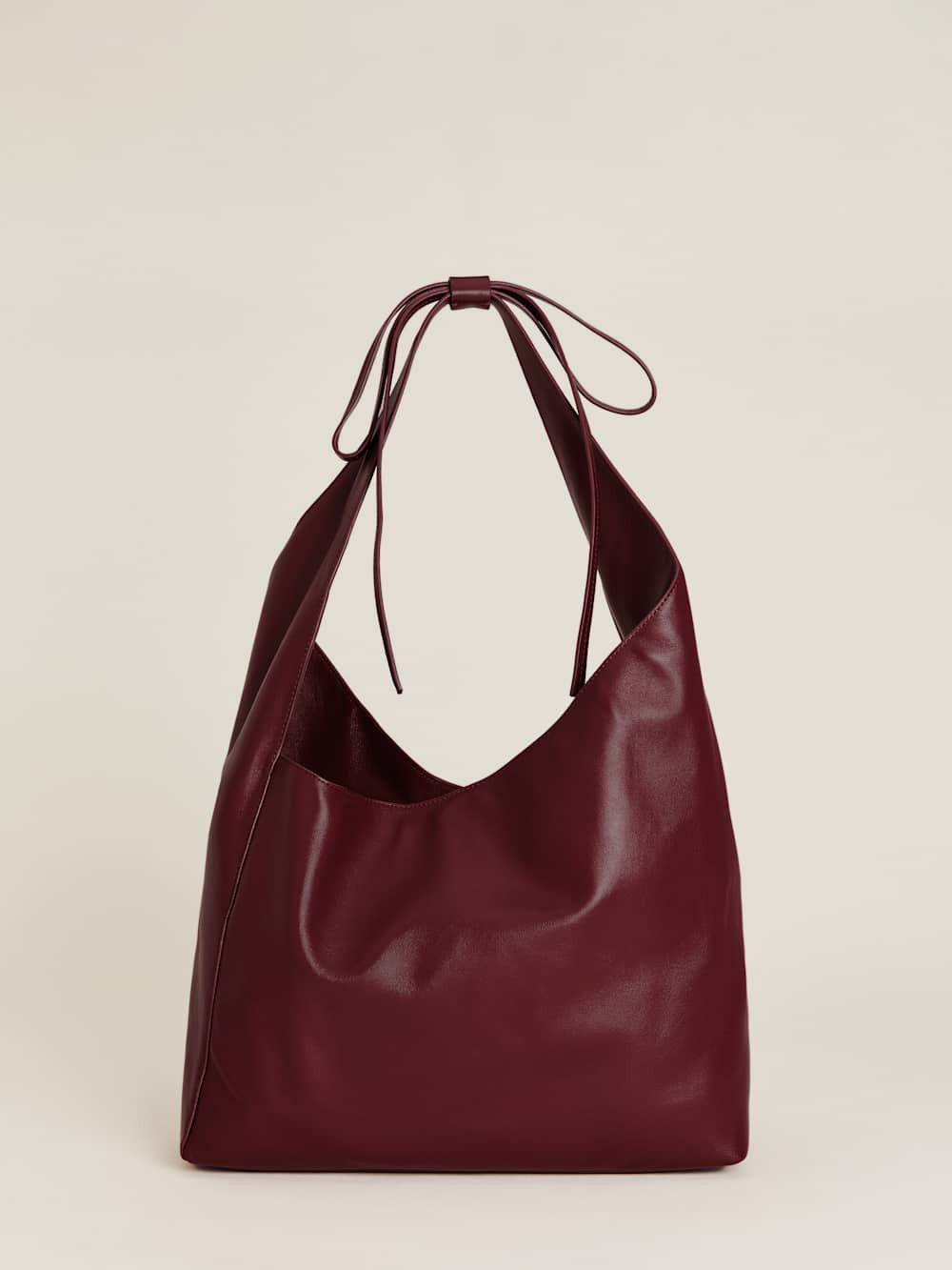 Medium Vittoria Tote Bag | Reformation (Global)