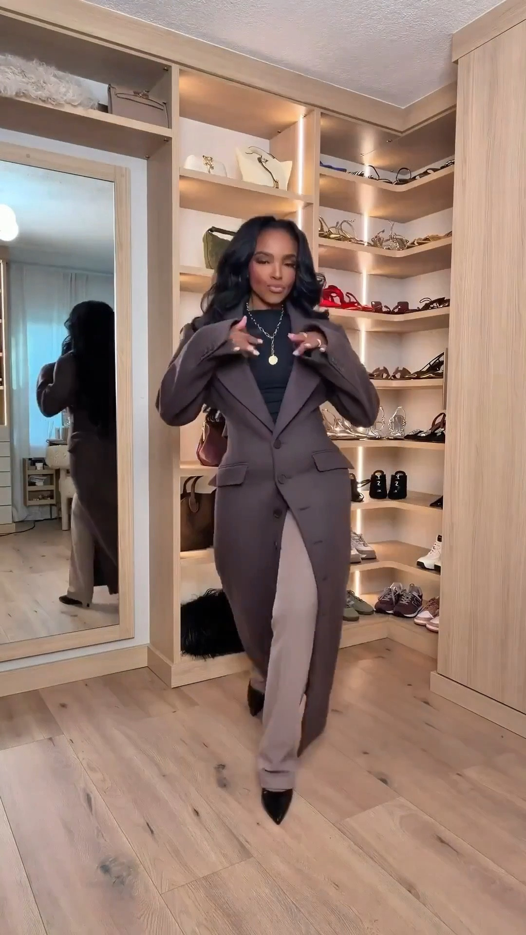 Neutral workwear that feels polished without the pressure

These are the kinds of outfits I reach for when I want to look put together but still feel comfortable through a full day. Clean silhouettes, soft structure, and timeless neutrals make every piece easy to rewear, rotate, and mix back into the rest of your closet.

Each top, sweater, skirt, and pant works across multiple outfits, which makes getting dressed simple and keeps everything feeling intentional instead of overstyled. This is real-life workwear you can actually move in.

You can dress these looks up with heels and a blazer for meetings or keep them relaxed with flats for everyday office days. Swap layers, change shoes, and they transition easily from work to dinner without needing a full outfit change.

Perfect for:
• Office days
• Meetings or presentations
• Work-to-dinner plans

📏 Sizing & Fit
• Tops: Size Small
• Skirts: Size Small
• Jeans / Pants: 27 Long / 4 Long
• Shoes: True to size

📐 Measurements
• Height: 5’4”
• Weight: 138 lbs
• Bust: 34D
• Waist: 27”
• Hips: 40”

These neutral work outfits are built around flattering fits, easy layering pieces, and versatile staples that make everyday dressing feel effortless and pulled together.

Save this post to come back to later.

Follow me on Instagram and YouTube @kirasfashionfinds

#LTKootd #LTKWorkwear #LTKgrwm