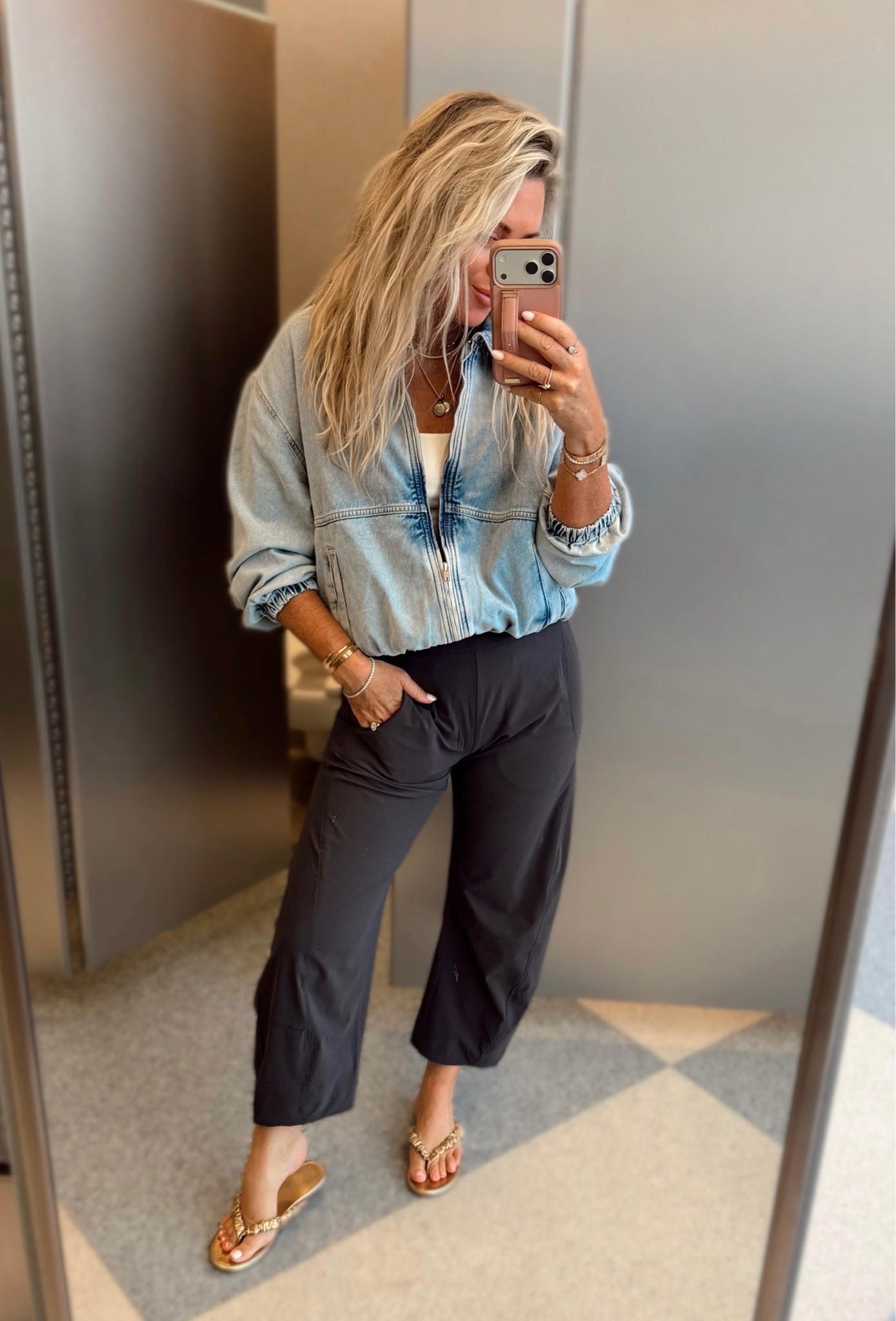 Travel OOTD in these work friendly pants! Size up and lots of colors + lengths and they will NOT wrinkle! They’re gorg & so comfy on! ✈️🩵 These are great for the office too! You will love them! 


Workwear. Travel. Fall style.

#LTKTravel #LTKootd #LTKWorkwear