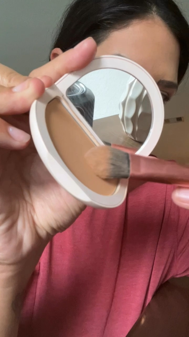 ✨NEW RARE BEAUTY✨ Pressed Powder! Has a blurring effect but I would shade down.

#beautyiful

#LTKFindsUnder50 #LTKSaleAlert #LTKBeauty