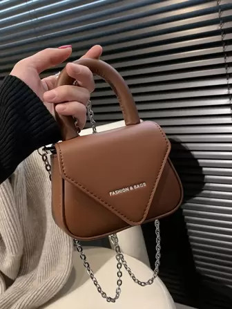 Mini Letter Graphic Flap Chain Square Bag | SHEIN