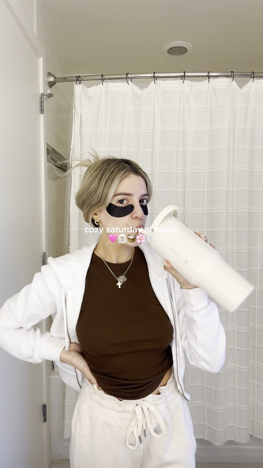 Routine
Beauty favorites
Apartment 
Girly things
Morning routine
Skincare 


#LTKSummerEdit #LTKBeauty #LTKHome