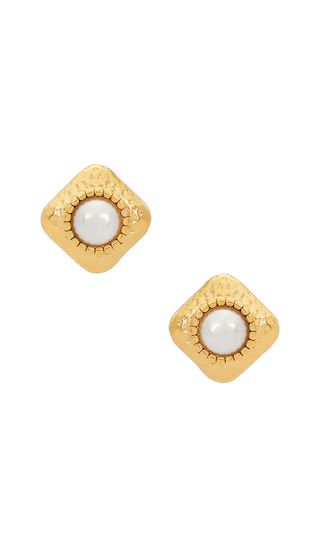 Maggie Pearl Earrings in Gold | Revolve Clothing (Global)