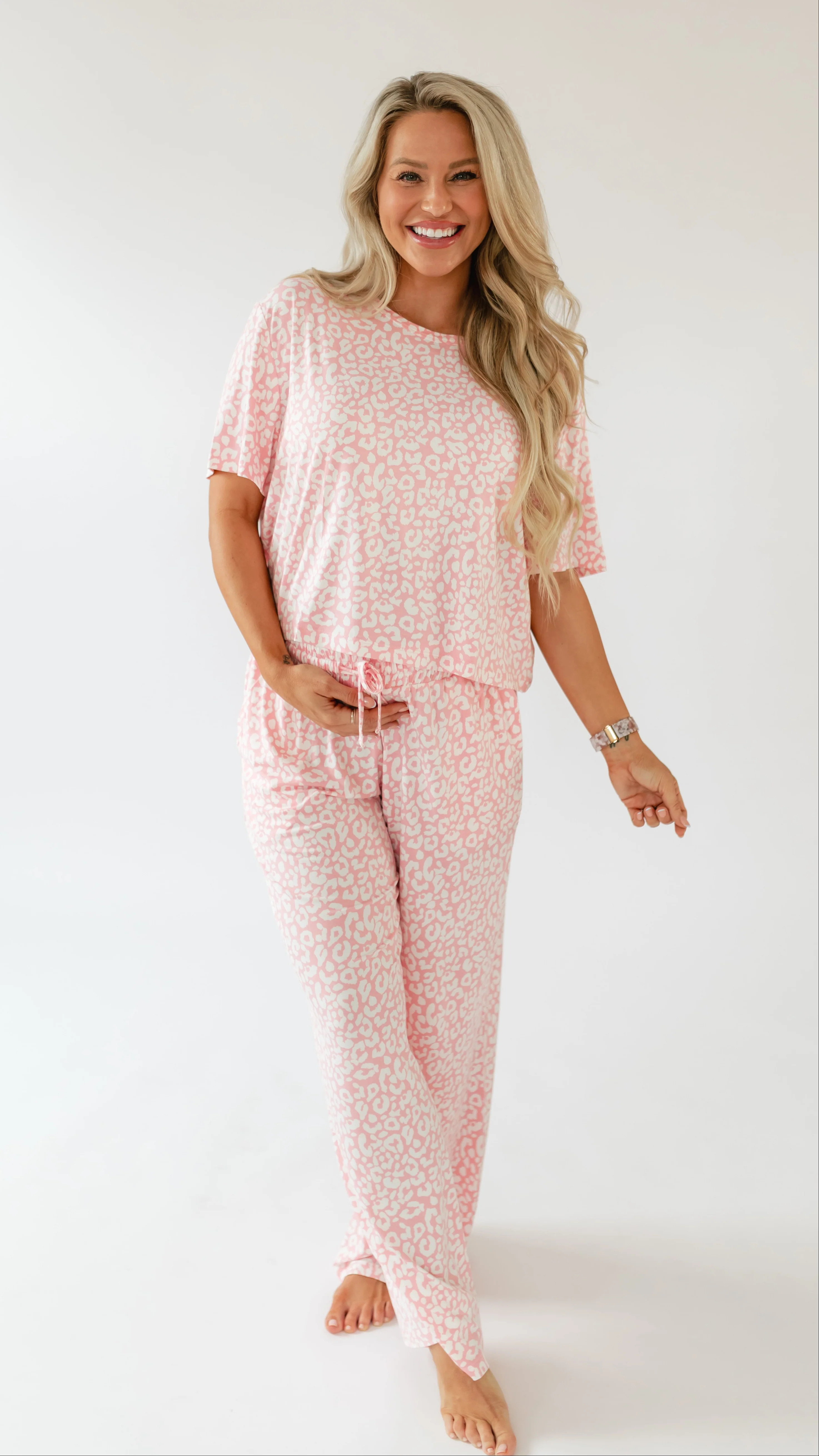 Women's T-Shirt and Pants Set in Pink Leopard | Silks Design