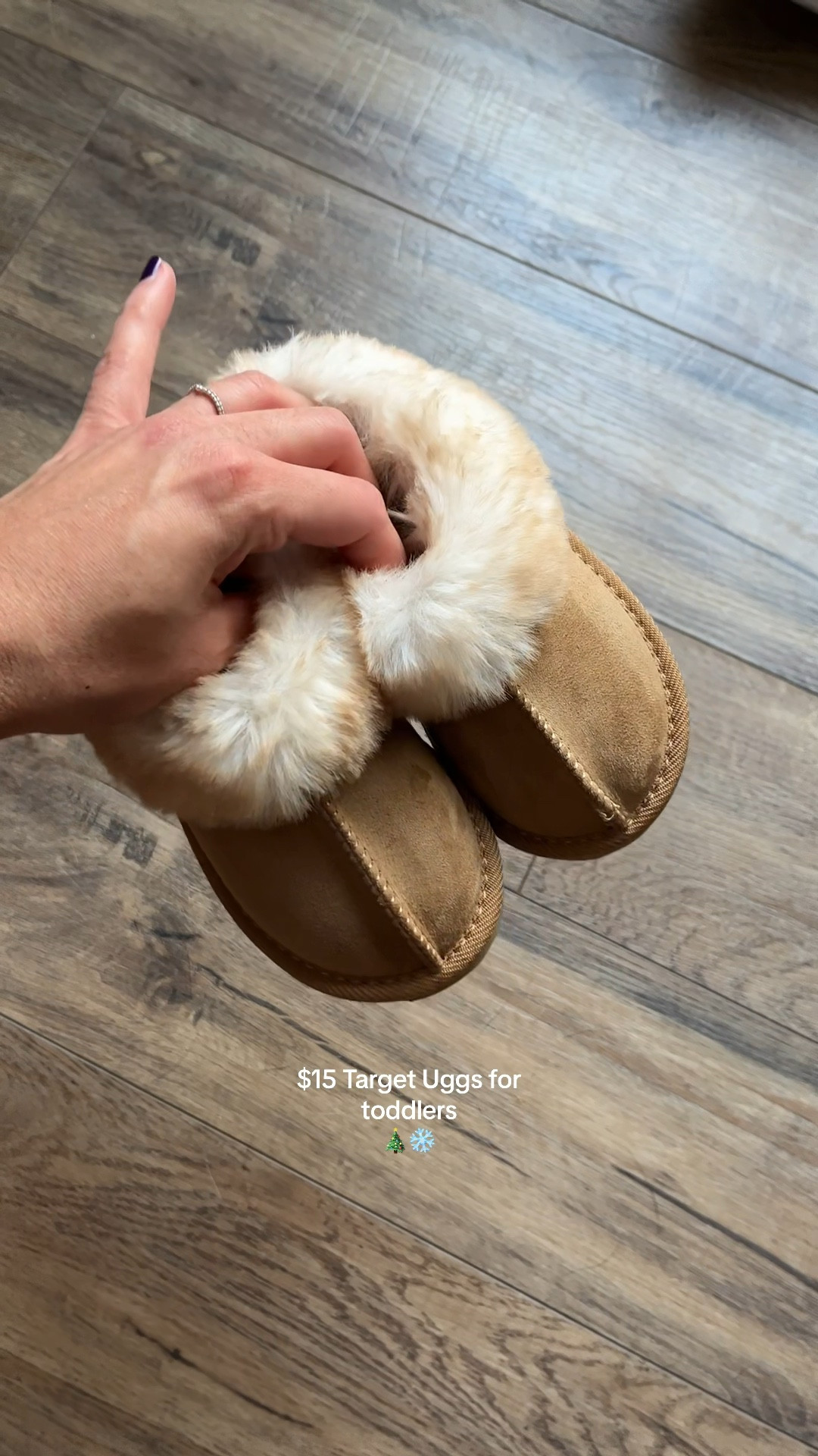 cute little ugg dupes for my toddler girl. 💖❄️🎄


Kids fashion
Ugg dupes
Ugh slippers
Target finds 
Pinterest aesthetic 
Toddler fall outfits
Kids fall outfits

#LTKbaby #LTKSeasonal #LTKkids
