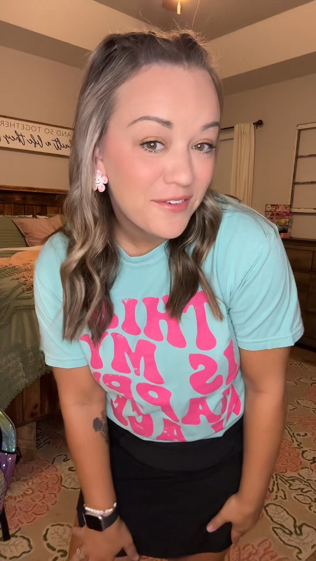 5’4”
153 lbs
Size medium