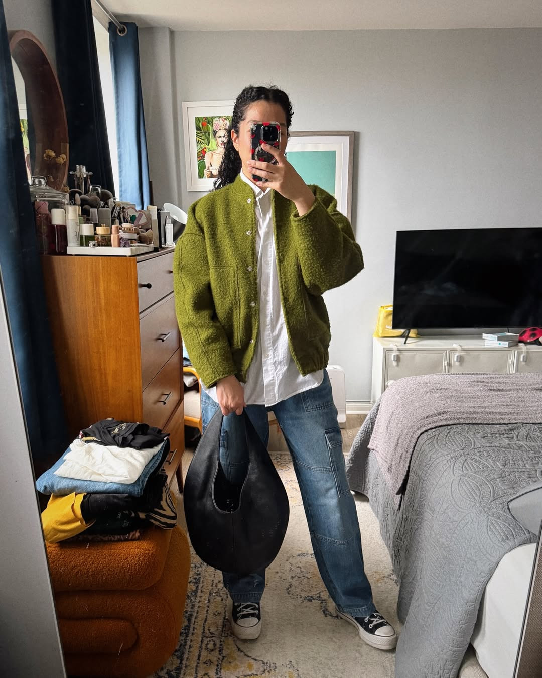 What She Carries: Layered up for a cozy day out 🍂 Tote still fits everything without looking bulky. 

// Casual, Casual Outfits, Casual Chic, Comfy Casual, Chic Casual, Womens Casual Outfit, Casual Style, Fashion, Outfits, Outfit Ideas, Outfit Inspo, Trending, Trendy, Trendy Outfits, Mom Fit, Mom In Style, Mom Style, Mom Outfits, Mom Fashion, Fall Mom Outfits, Casual Mom Outfits, Tote Bag, Shoulder Bag, Sneakers, Sneaker Women 2025, Cardigan, Cardigan Sweater, Long Sleeve Tshirt, Jeans, Jeans Women 

 

#LTKStyleTip #LTKShoeCrush #LTKItBag