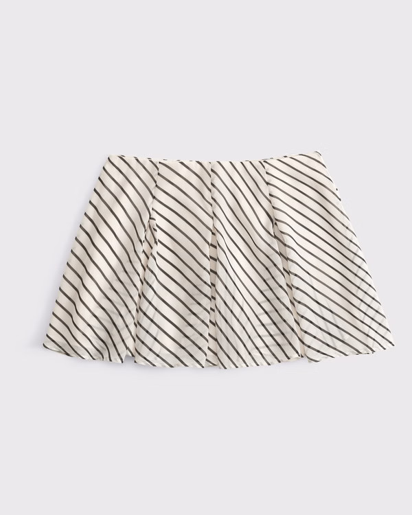 High Rise Flowy Godet Mini Skirt | Abercrombie & Fitch (US)