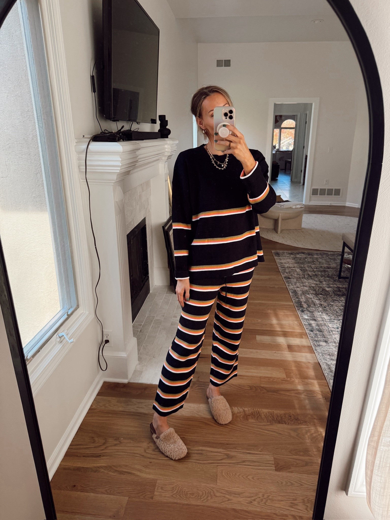 OOTD🤩 Perfect for casual days, errands, or just staying comfy at home. Comes in so many cute colors!

#LTKFindsUnder100 #LTKStyleTip #LTKSeasonal