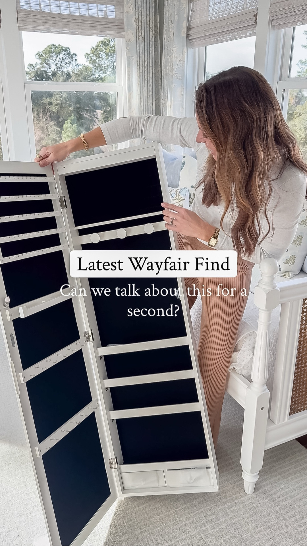 I’m all about small refreshes and this jewelry armoire with a mirror is such a perfect find! January is for small organizational tactics!

@wayfair #wayfair #ad #wayfairpartner #NewYearNewYou