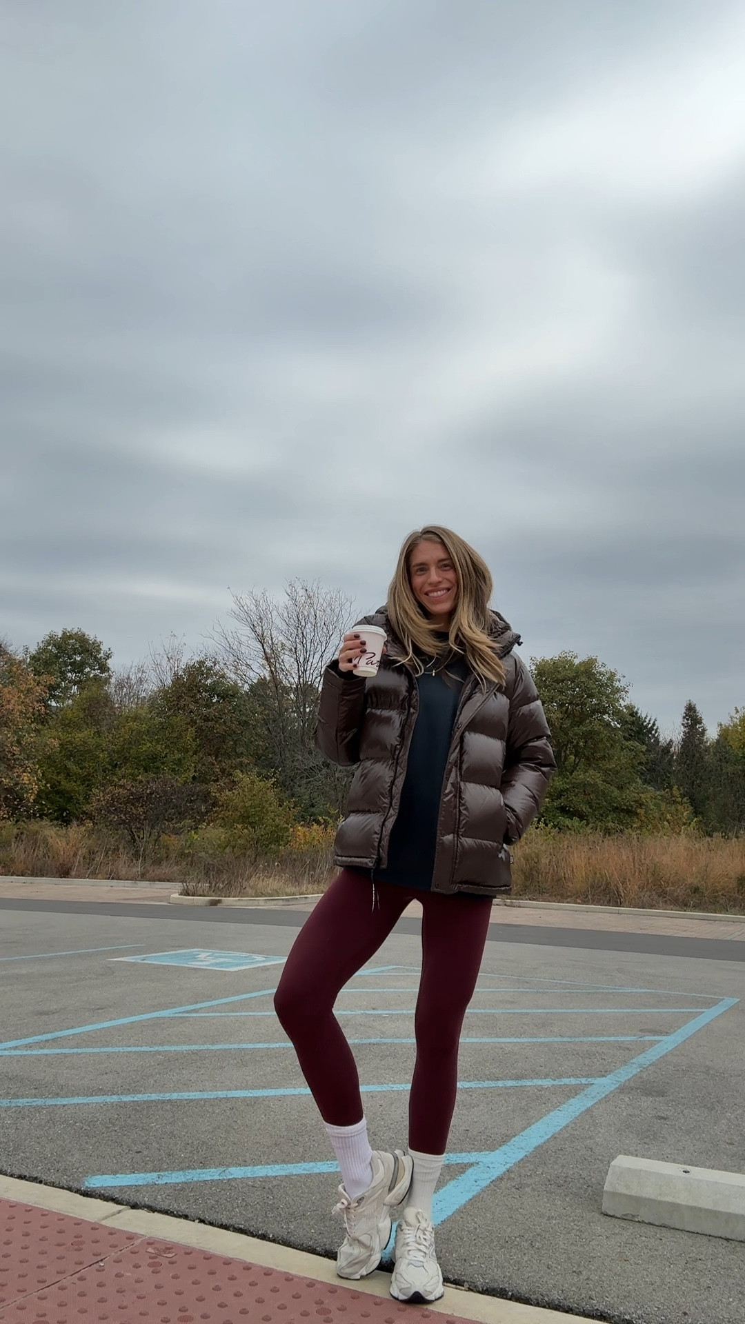 Size medium tall in top and small bottoms. Runs tts
My usual medium in coat 
Top is padded



Activewear set, YPB, tall girl friendly, super puff, aritzia, winter coat, puffer coat

#LTKActive #LTKTall