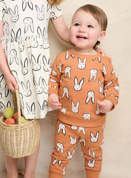 I can’t with this bunny jogger set for Easter!  

#bunnyoutfit #easter #easteroutfit #eastersweatshirt #springoutfit #toddleroutfit #boysoutfit

#LTKSeasonal #LTKkids #LTKfindsunder50