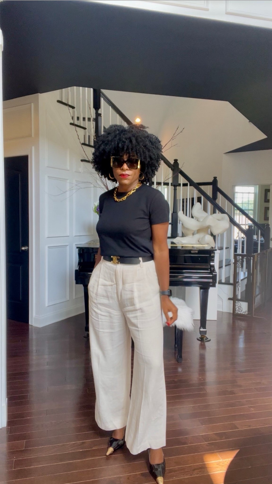 T shirt on salee

#LTKCyberWeek #LTKFindsUnder50 #LTKootd