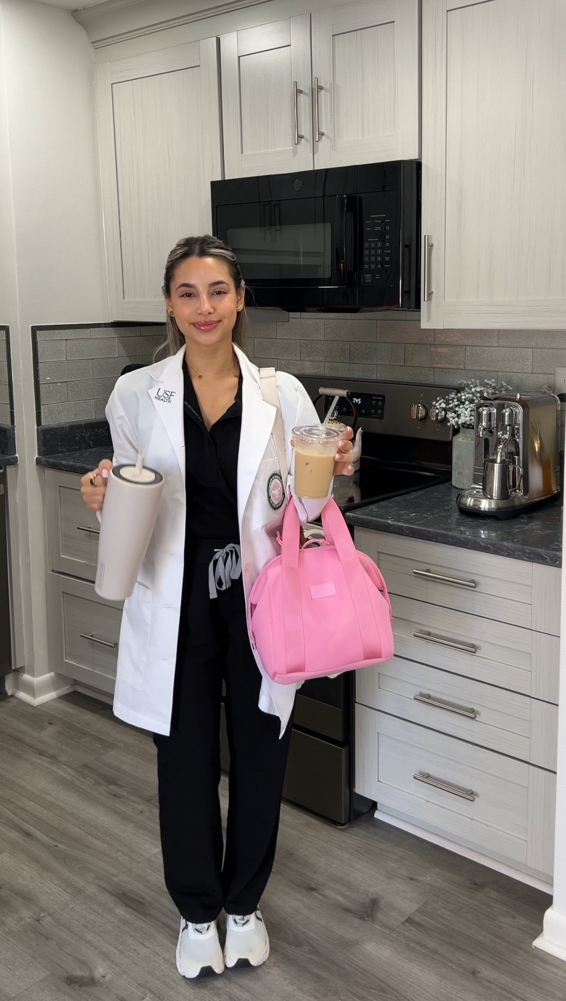 #scrubs
#nurse

#LTKStyleTip #LTKBeauty #LTKPetite