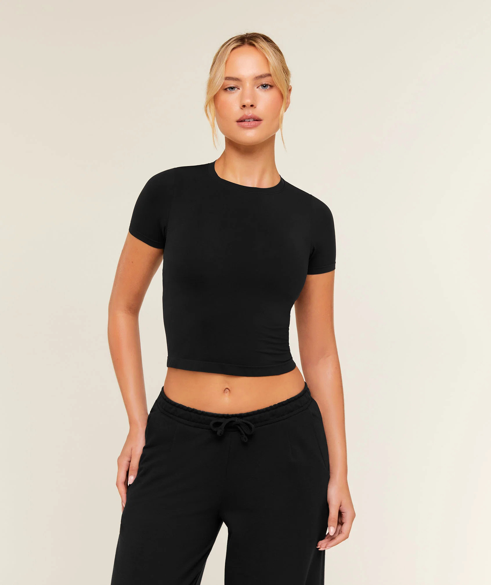 FeatherForm Short Sleeve T-Shirt | Gymshark US