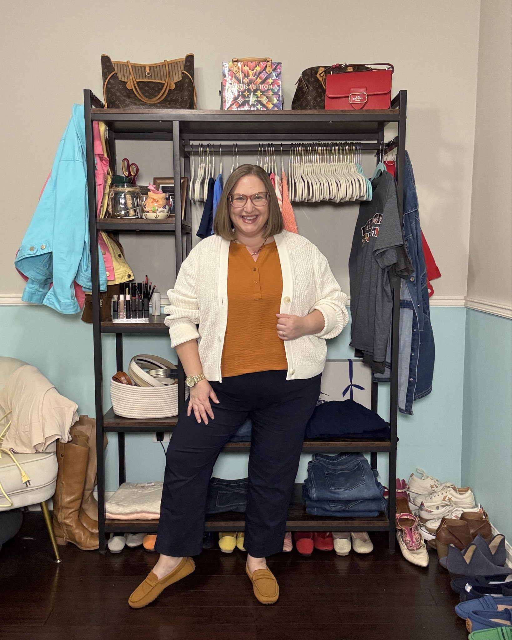 My shirt is sold out & my cardigan is old, but I worked hard to roundup similar items in similar fabrics and colors!

I wear the size 3 in the pants.

#LTKootd #LTKPlusSize #LTKMidsize