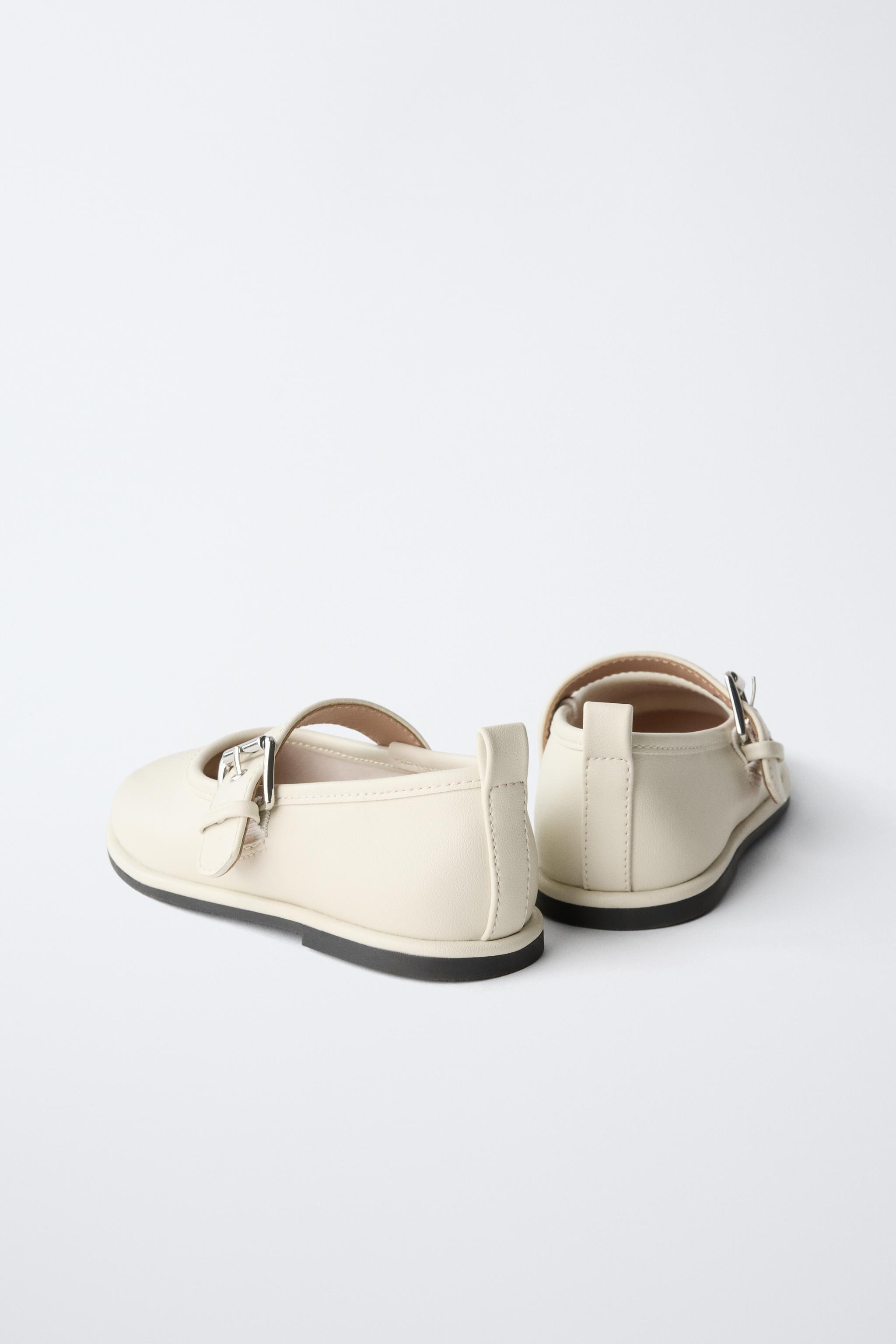 BUCKLE BALLET FLATS | Zara US