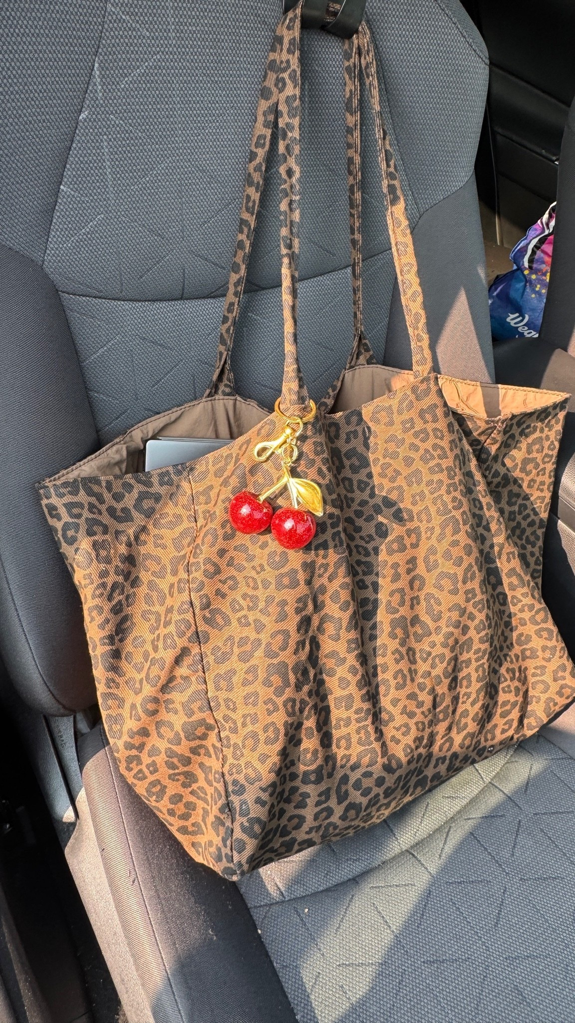 no but now cute is this everyday tote!

#LTKdayinmylife #LTKWorkwear #LTKgrwm