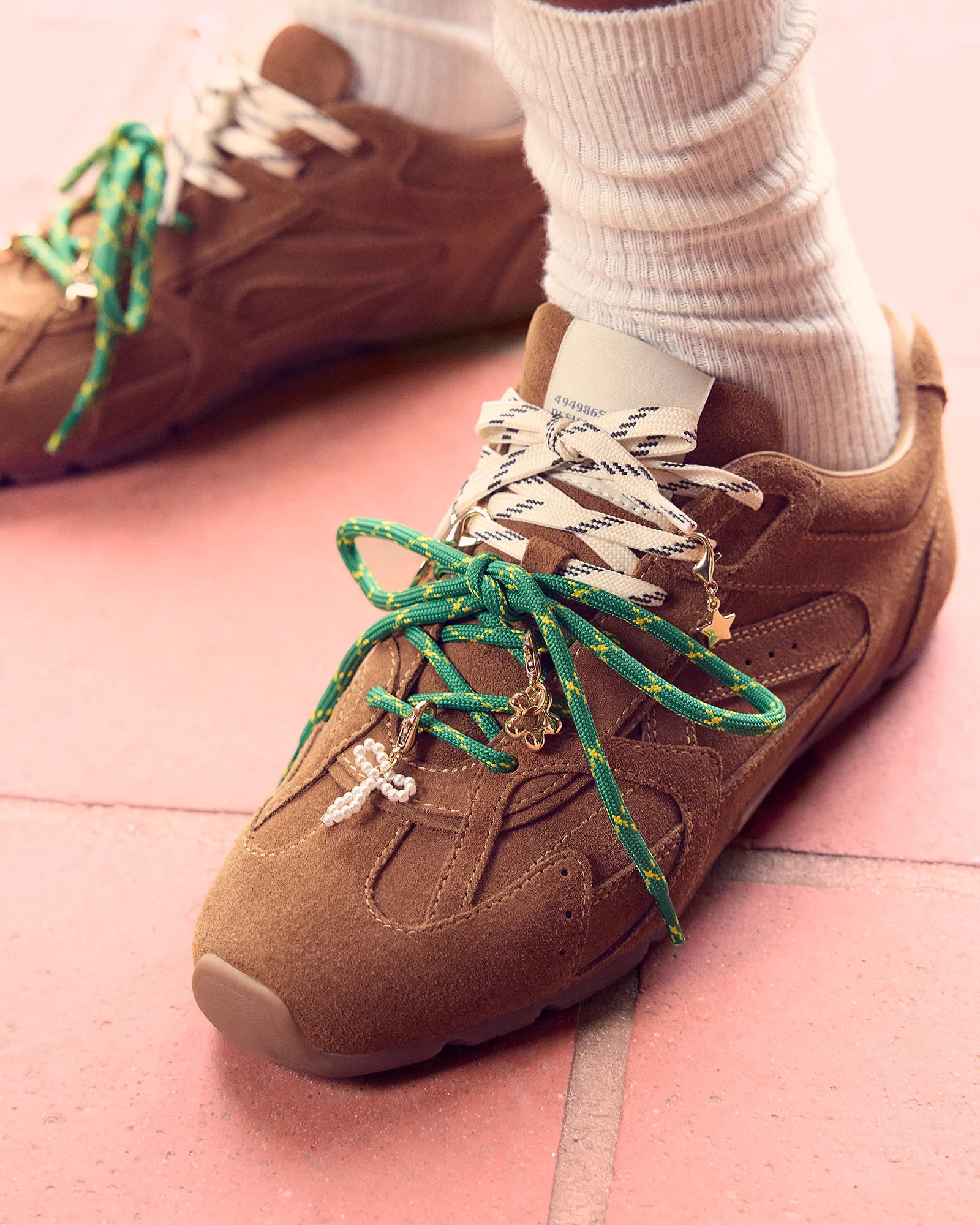 AZIEL Camel Suede Low-Top Lace-Up Women's Sneakers | Steve Madden (US)