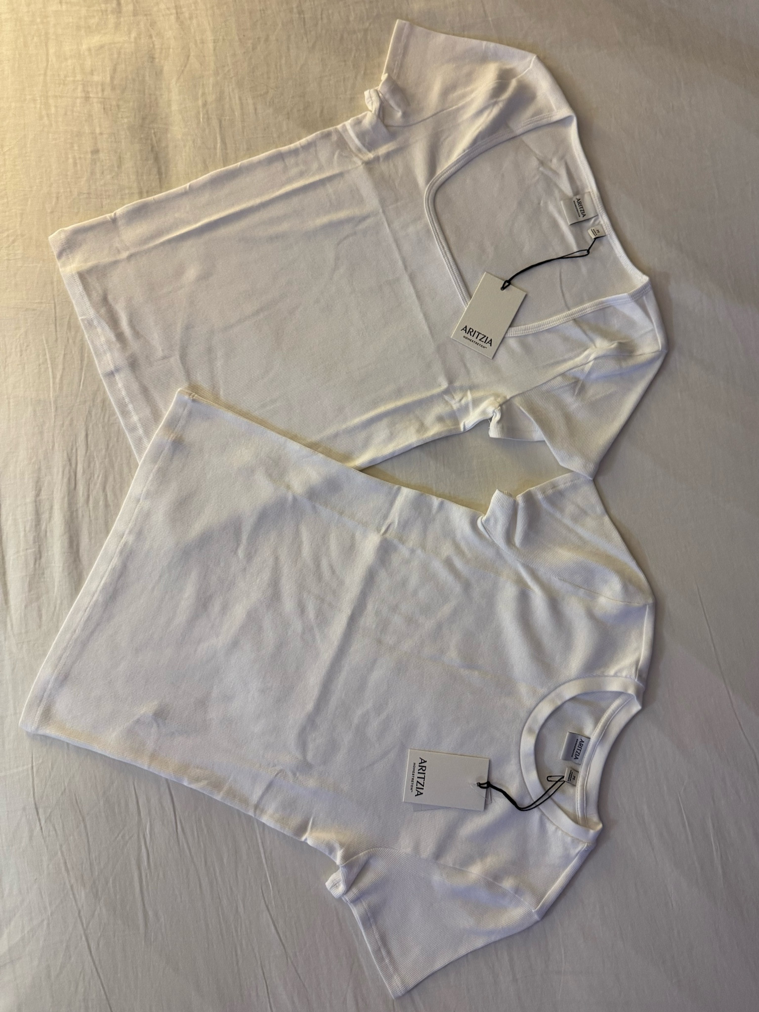 White T-shirts 🤍 
Got both in a size M- fit tts 
#basics 

#LTKworkwear #LTKsalealert