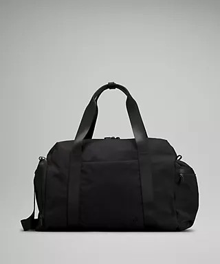 Command the Day Large Duffle Bag 37L | Lululemon (US)