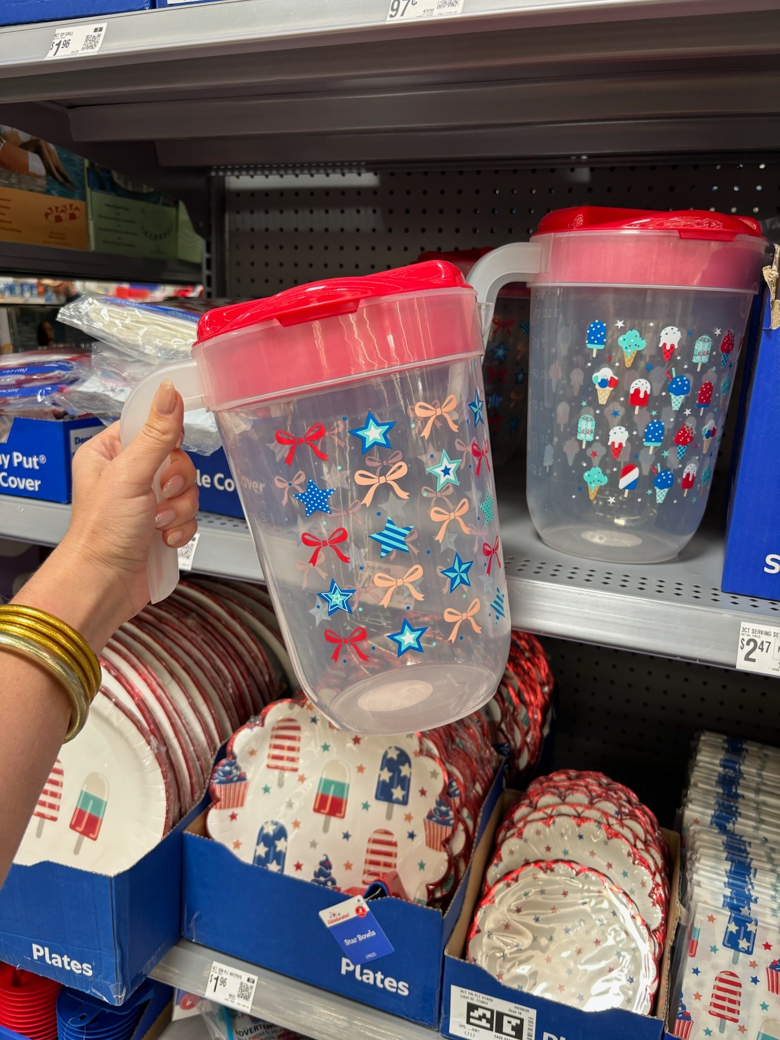 The perfect pitcher for Fourth of July & Memorial Day! ❤️🎇

Party, hosting, July 4th, Memorial Day Walmart

#LTKSeasonal #LTKdayinmylife #LTKfoodie