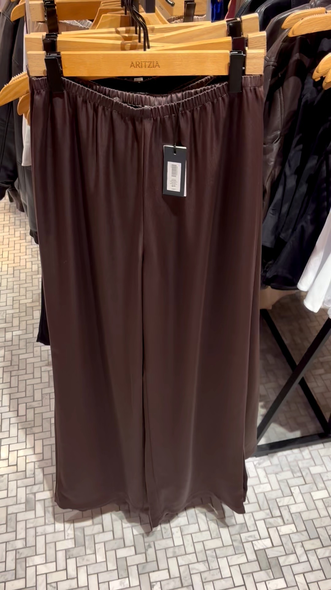 The viral Aritzia pants!! They can be dressed up or down so easily and are so versatile!! 

Aritzia, spring, spring wardrobe, spring style, pants, no wrinkle 

#LTKPetite #LTKootd #LTKTall
