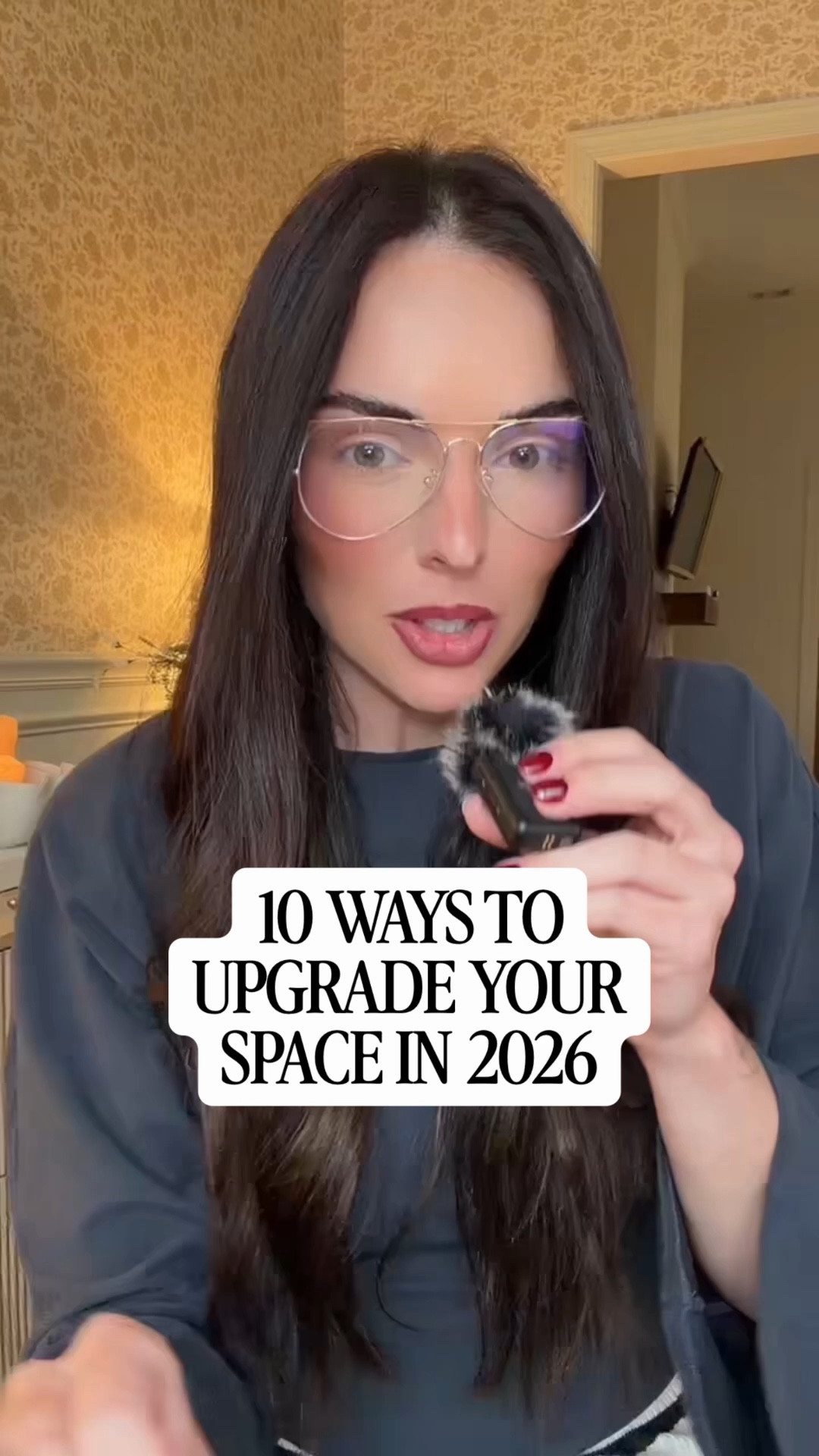 Upgrade your space in 2026 without renovating, knocking down walls, or blowing your budget.

Here are 10 EASY things that instantly make your home feel more elevated, intentional, and designer-approved 👏🏼

Because the truth is…
It’s not about buying more.
It’s about upgrading what you already have — better lighting, better scale, better texture, better layout.

Small shifts. Big impact.

If you’re ready for your “glow up your home” era in 2026, this is your sign 🖤
