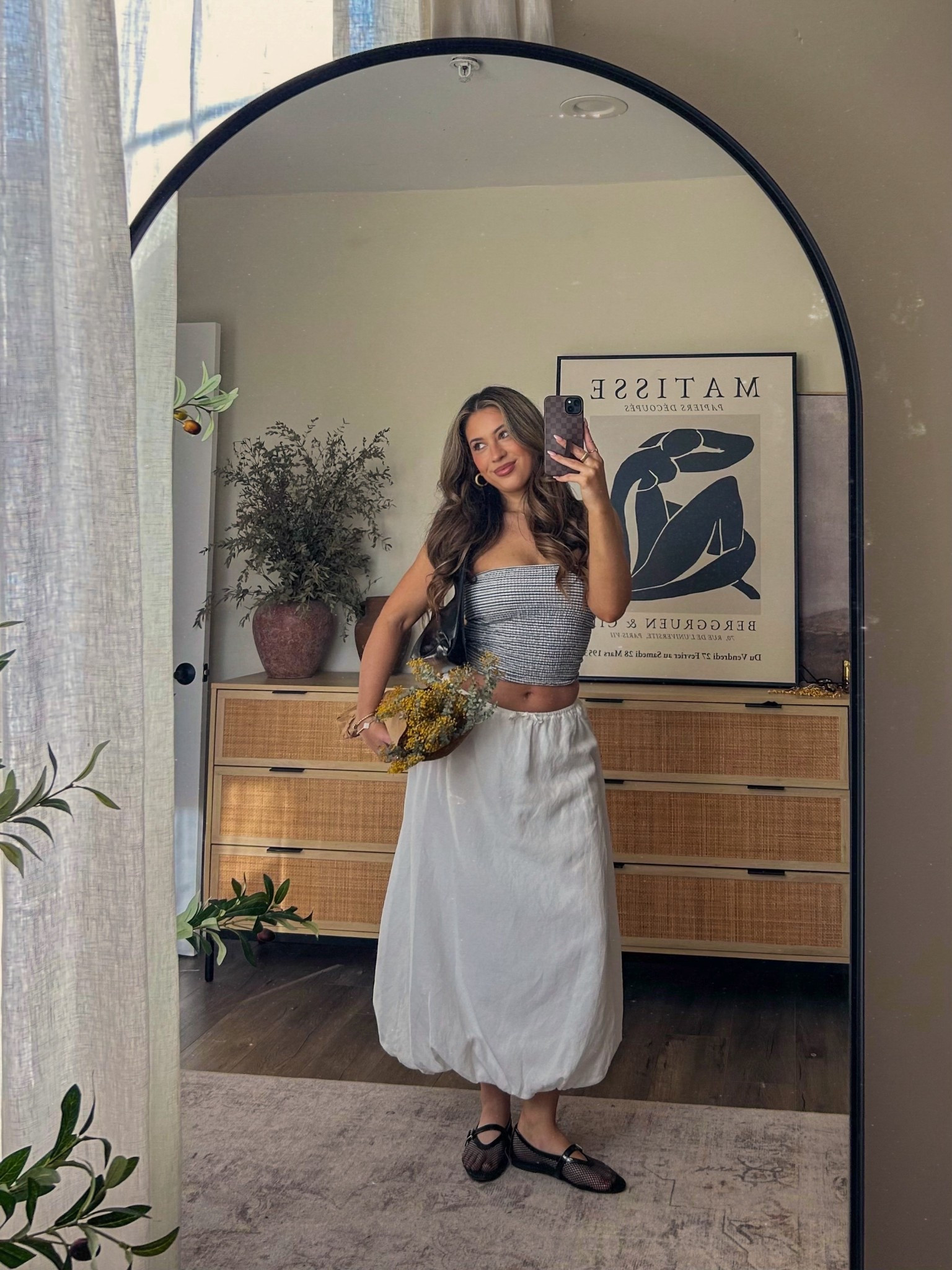 White maxi skirt ootd 

#LTKootd