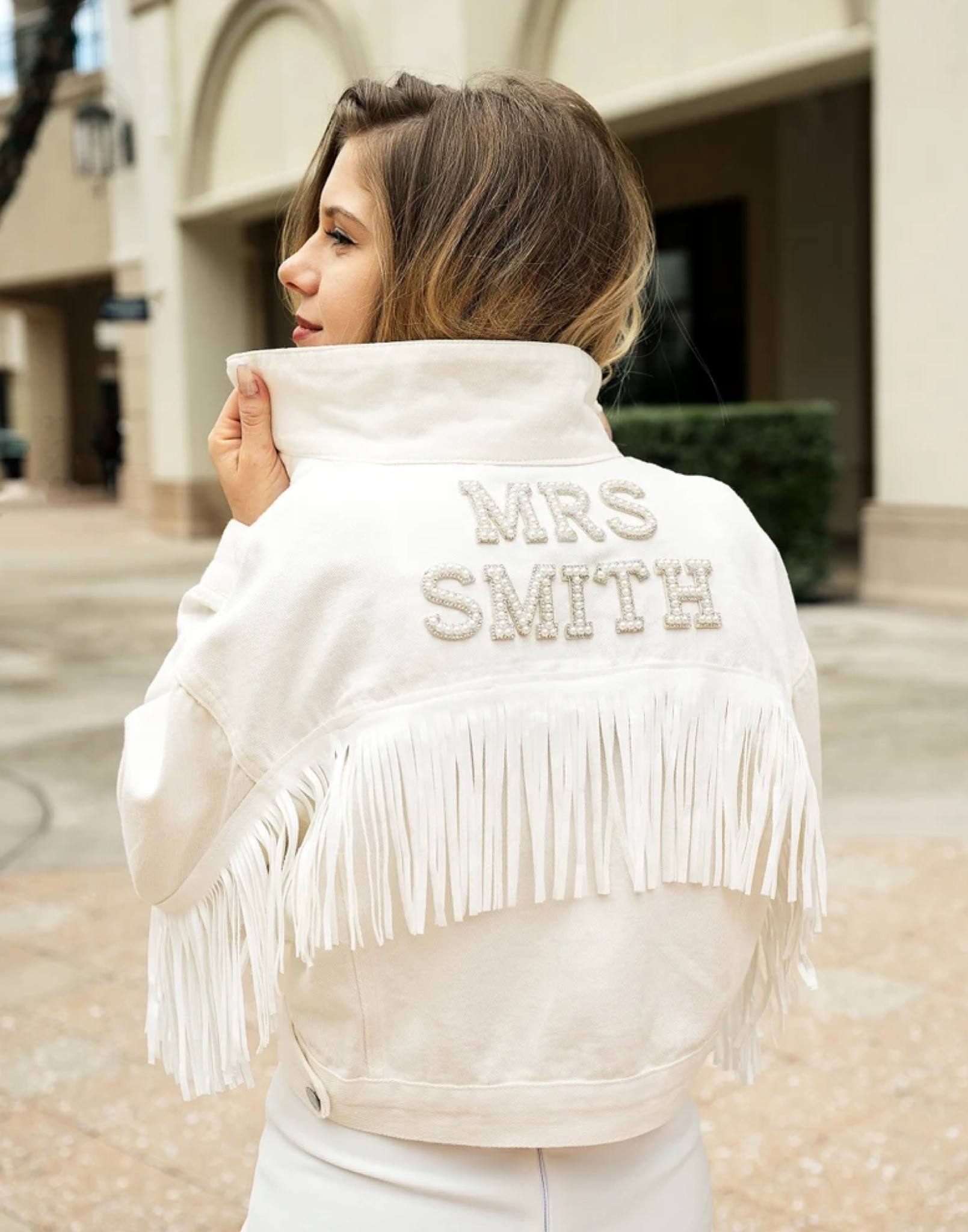 White Custom Bridal Jacket with Fringe by BridesmaidsHouse

Wedding Customized Denim jacket | Pearls Jacket with fringe | Mrs. Denim Custom Jacket |  pearl jacket | white jacket | bachelorette | bride’s last rodeo | wife jacket 



#LTKWedding #LTKFindsUnder50 #LTKStyleTip