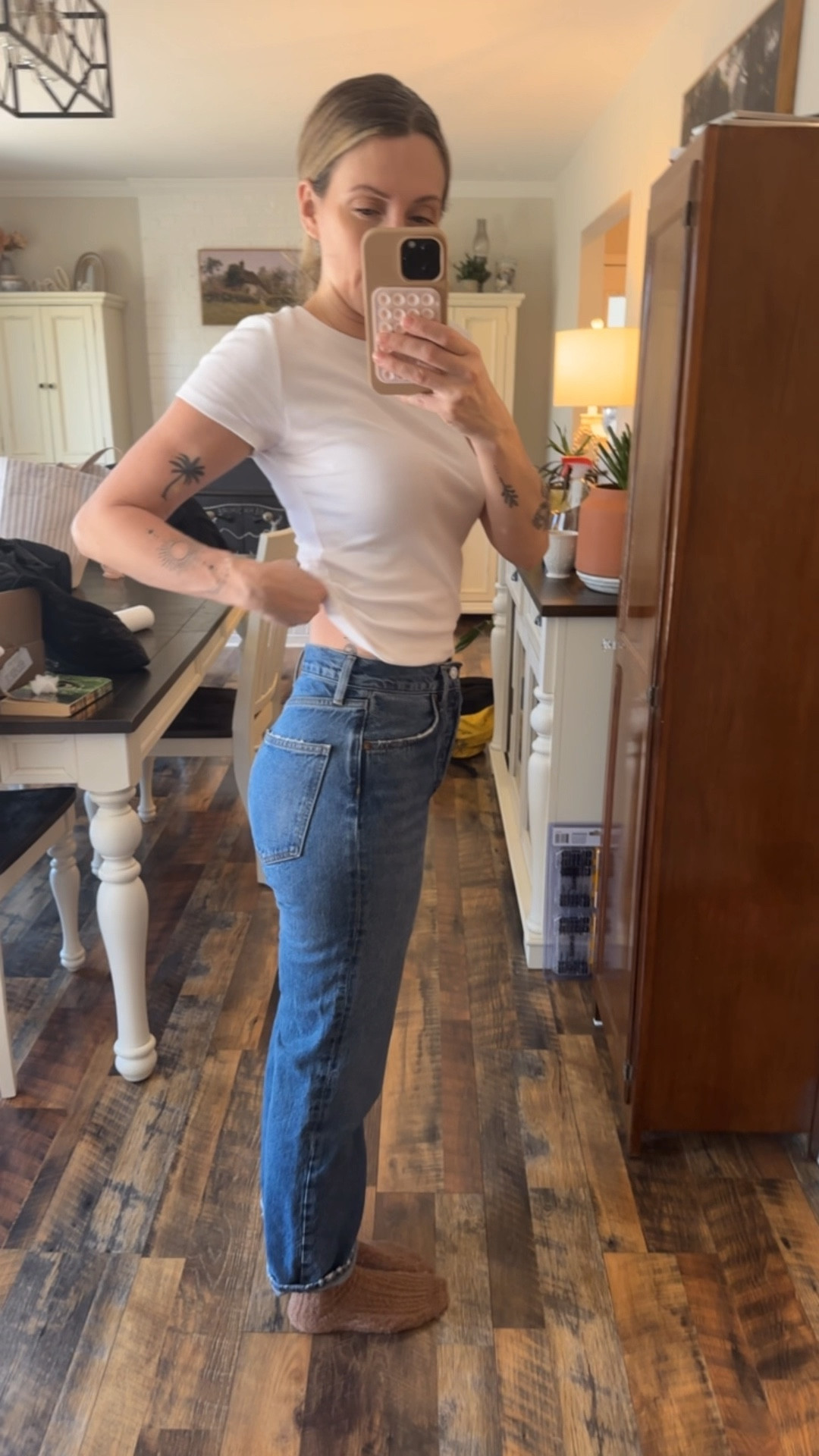 Very nice jeans! 

#LTKWatchNow #LTKStyleTip