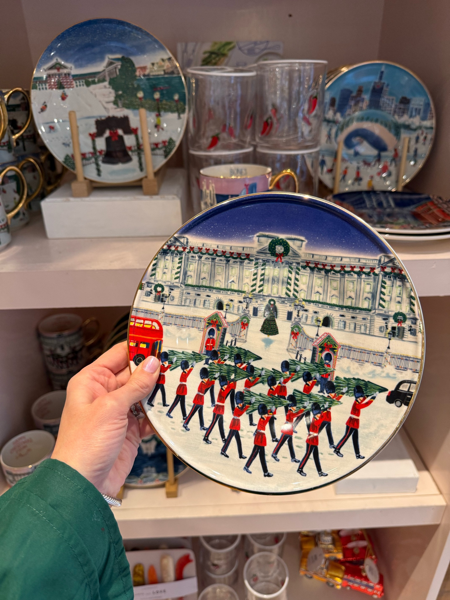 The prettiest Christmas dessert plates at Anthropology right now! Love every piece from this collection



Christmas plates 
Holiday decor 
Holiday home decor 

#LTKHome #LTKSeasonal #LTKHoliday
