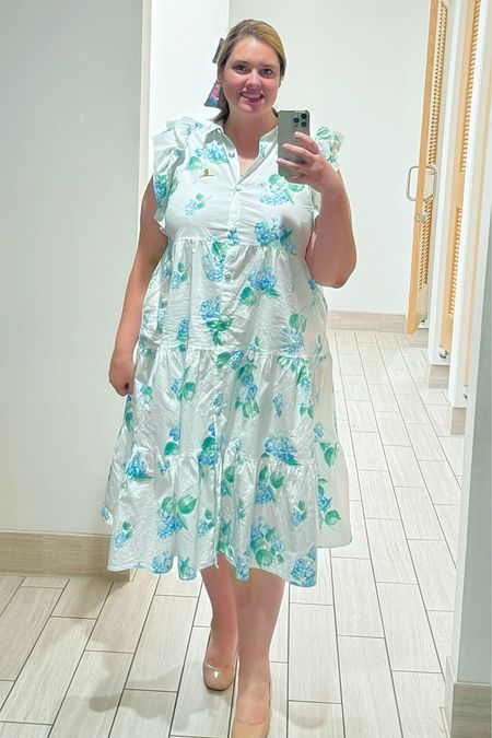 I love hydrangeas and this dress is such a great way to incorporate this style into my wardrobe 

#LTKplussize #LTKworkwear #LTKstyletip